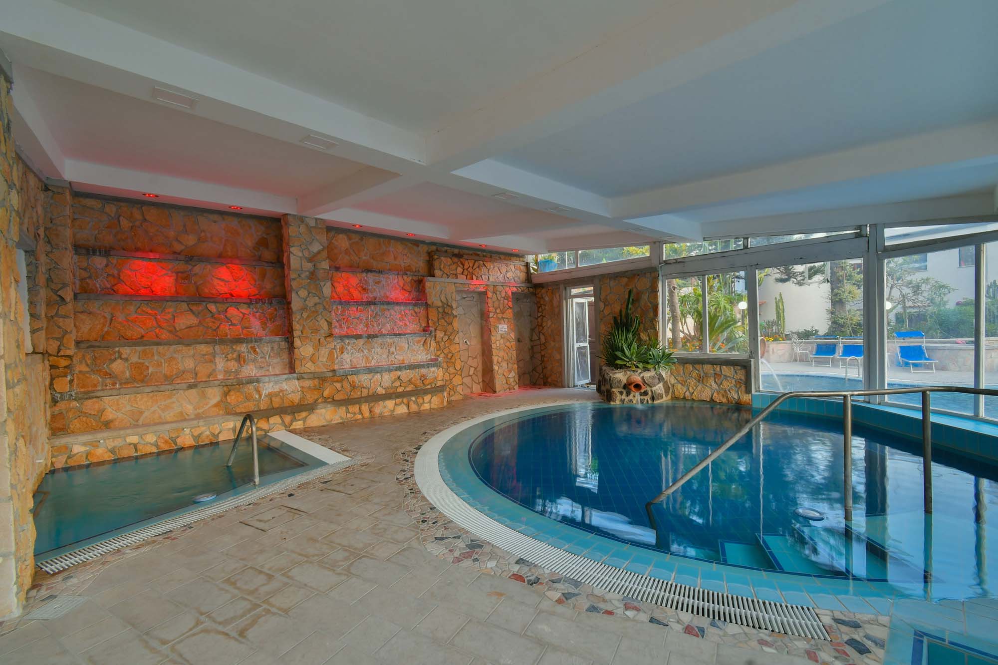 Fine Agosto a Barano d Ischia Hotel Saint Raphael 4 stelle Terme Vista Mare e Pacchetti Benessere